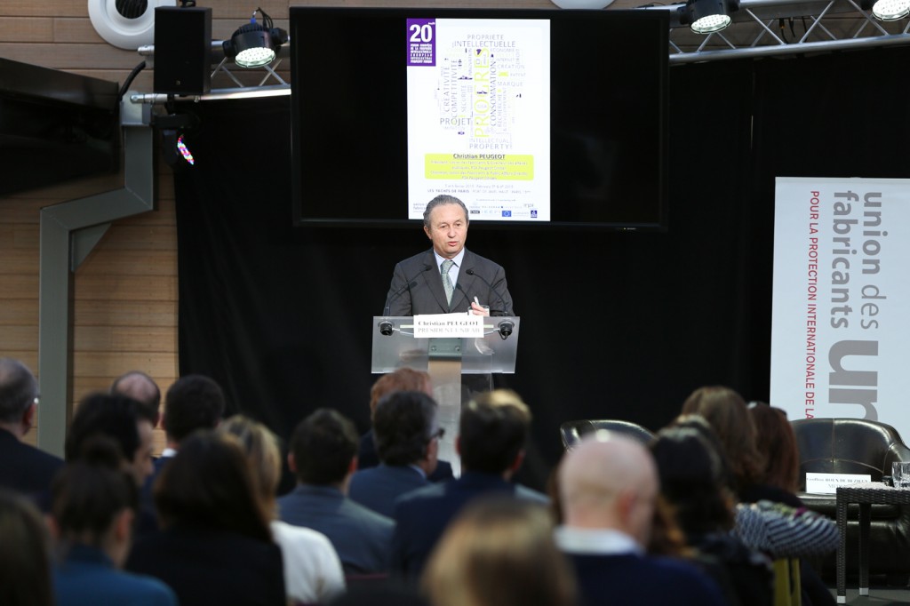 Christian Peugeot gives the opening speech of the event, photo credit: 20ème Forum Européen de la Propriété Intellectuelle par l’Union des Fabricants
