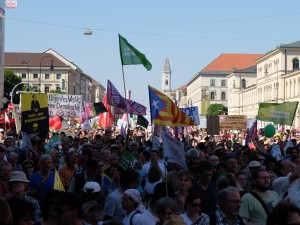 40,000 protesters came, more expected on 10 October